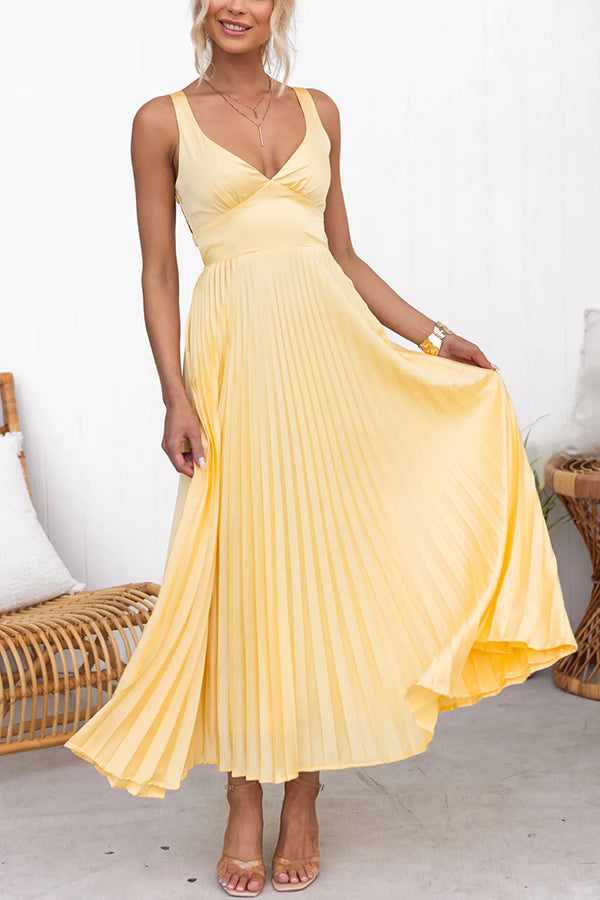 Tucson Sunset Pleated Back Elastic Umbrella Maxi Dress