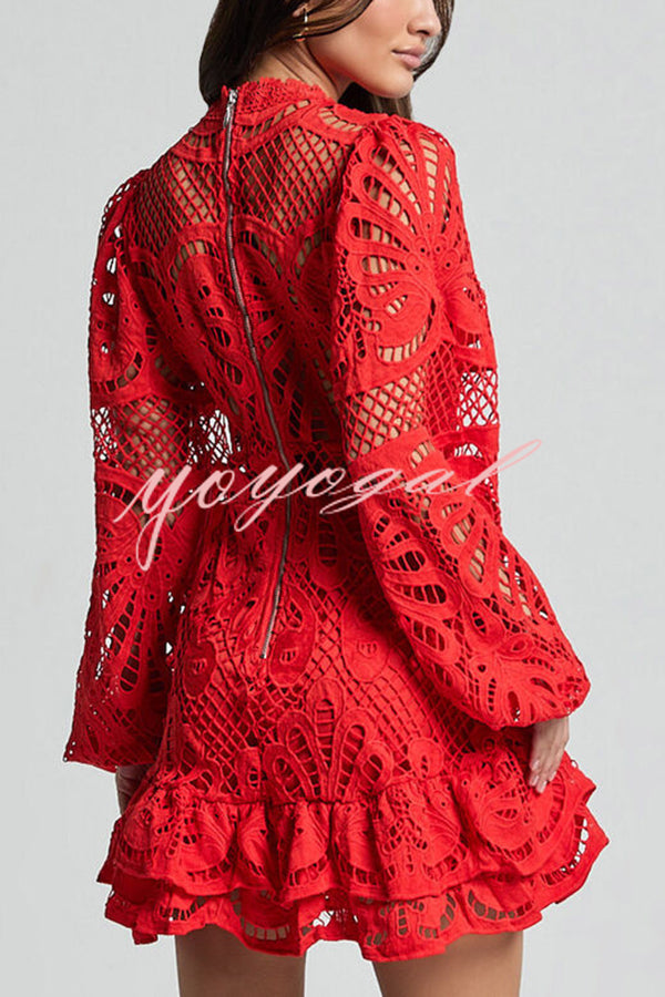 Solid Color Hollow Long-sleeved Waisted Lace Mini Dress